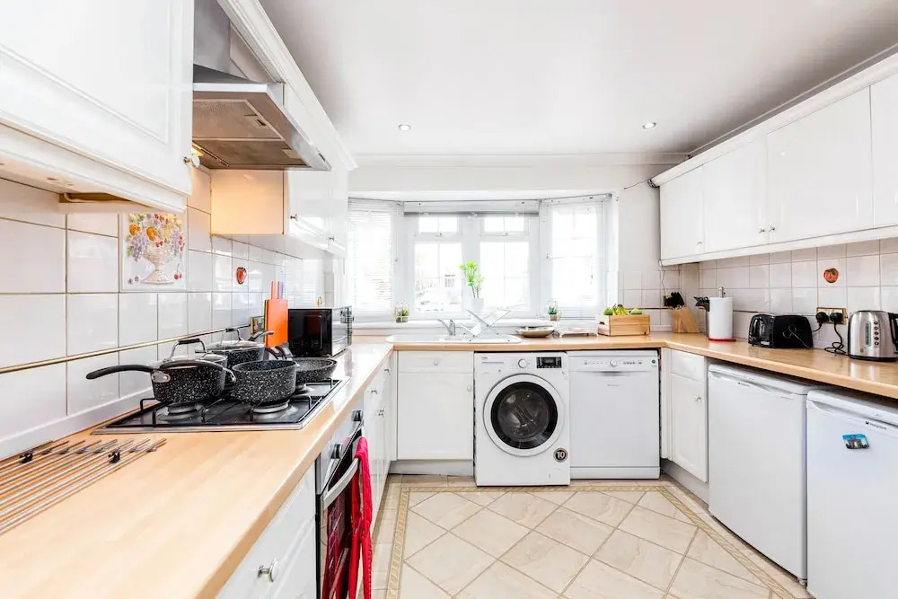 Hiikots Apartments Dagenham