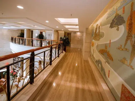 Aifeel Hotel (Kelamayiqu Government)