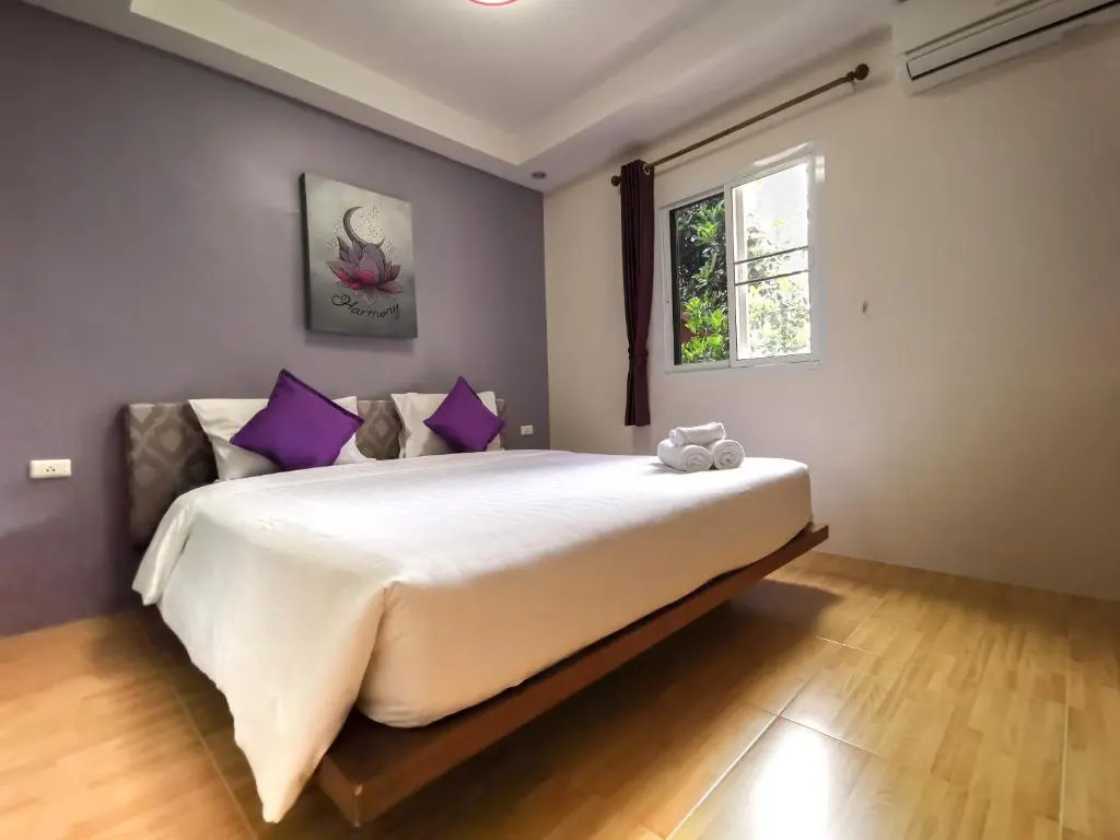 Harmony Naturist Resort Rawai Phuket 18yr minimum age only nudist nake d FKK