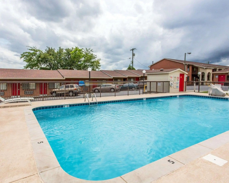 Econo Lodge Nashville North
