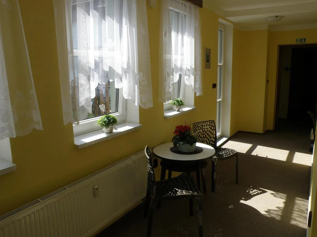 Plums Restaurant & Pension