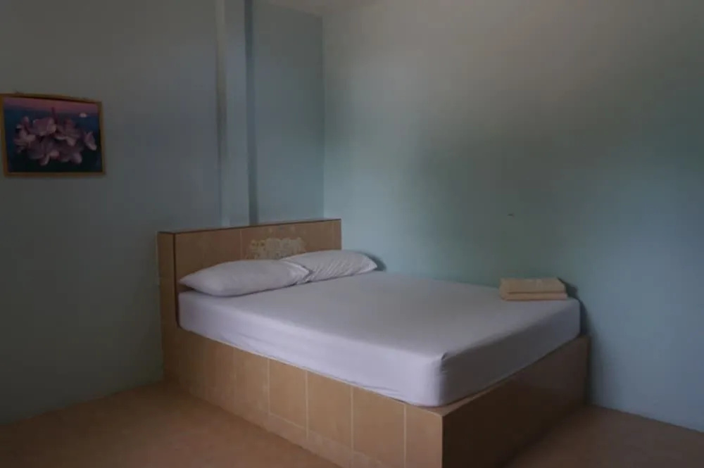 Jaidee Park Inn