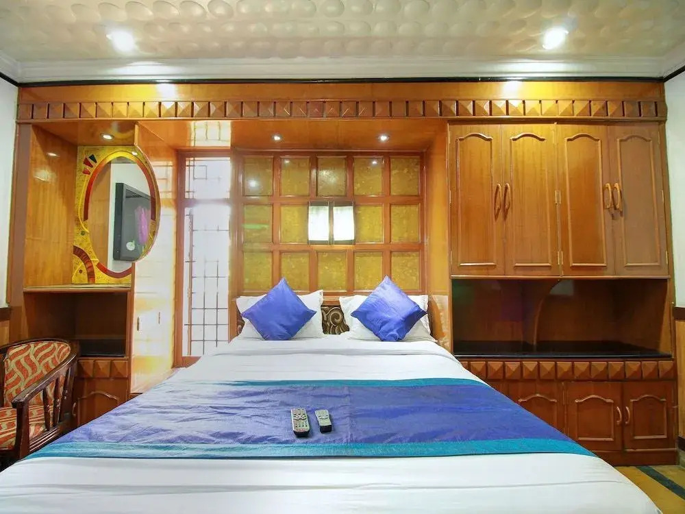 The Greenery - Holiday Inn by OYO Rooms