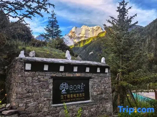 Yading BORE Secret Realm Hotel