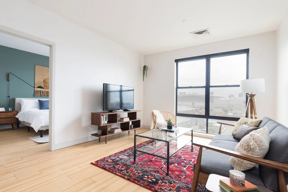 Bright Seaport Suites by Sonder