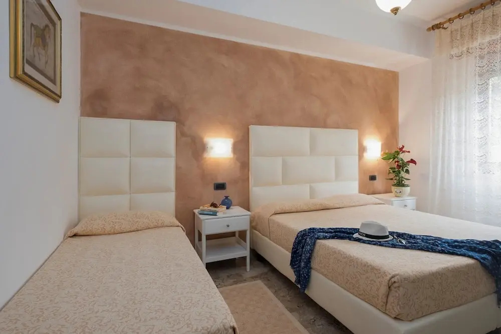 Kriss Apartments