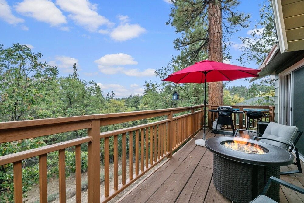 Eagle's Crest At Moonridge - A Sense Of Seclusion And Privacy! Mountain Views! Ac! 2 Bedroom Cabin