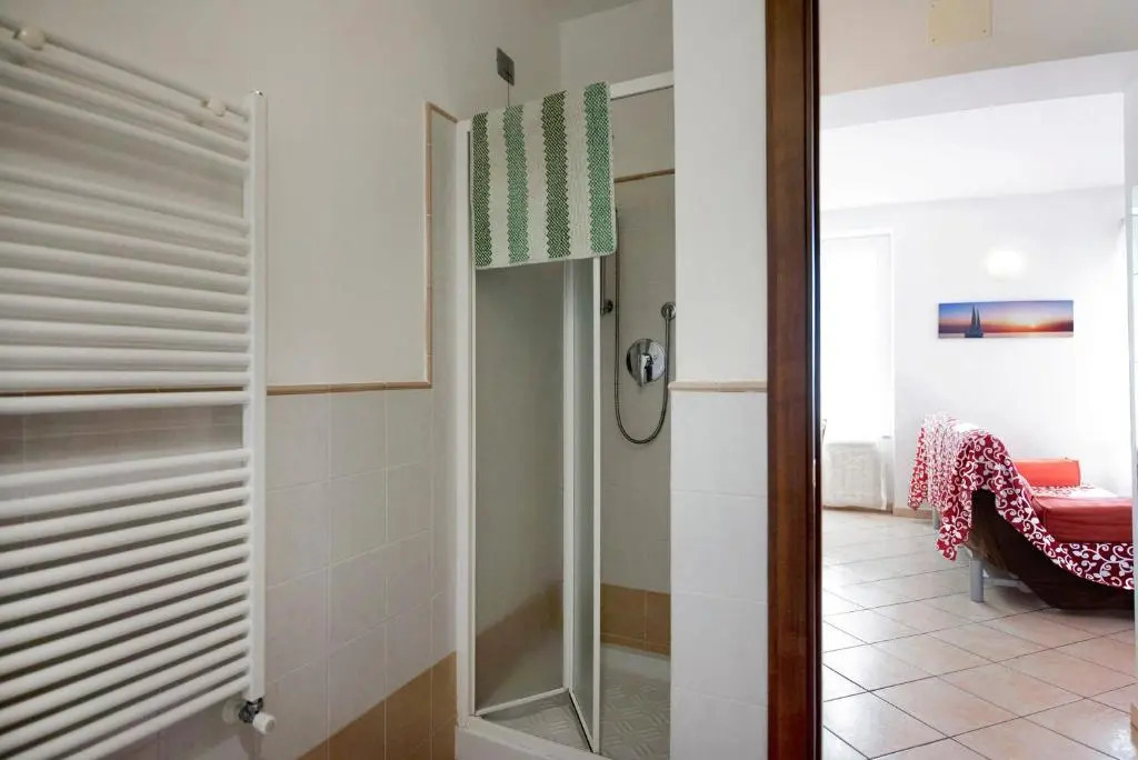 Trilocale in villa vista mare Apt 3