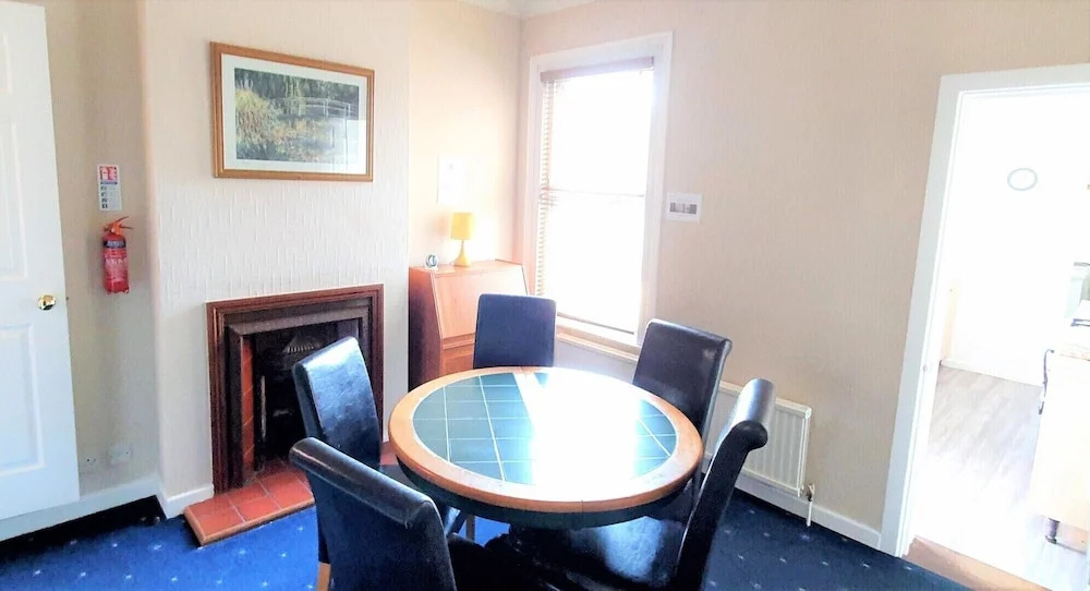 3-bedroom Victorian House With Superfast Wi-fi