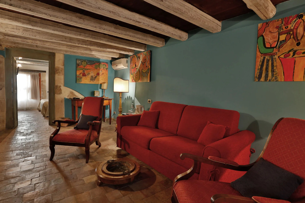 Hotel Henrys House
