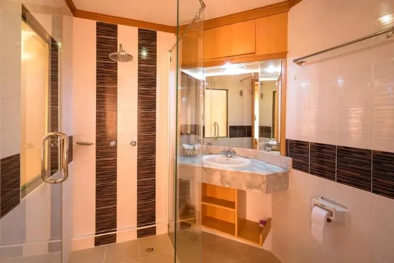 Patong Beachfront Boutique Hotel