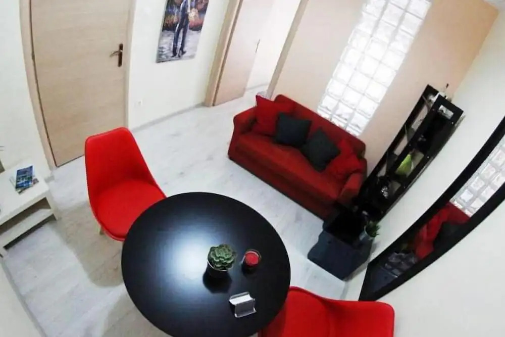 Monad Apartment Sapfous