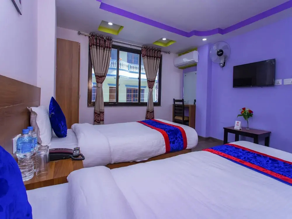 Oyo 306 Hotel Maheshwor