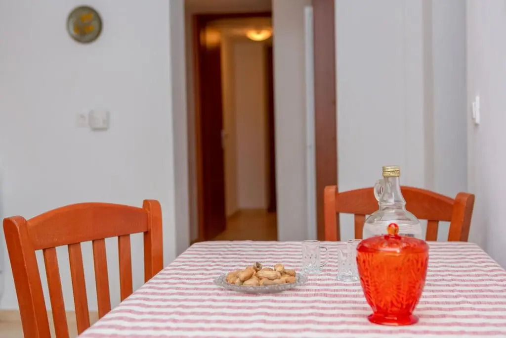 Apiranthian house II (3 BDRM)