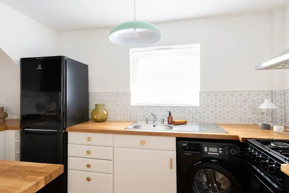 The Leyton Midland Escape - Modern 2BDR Flat with Garden