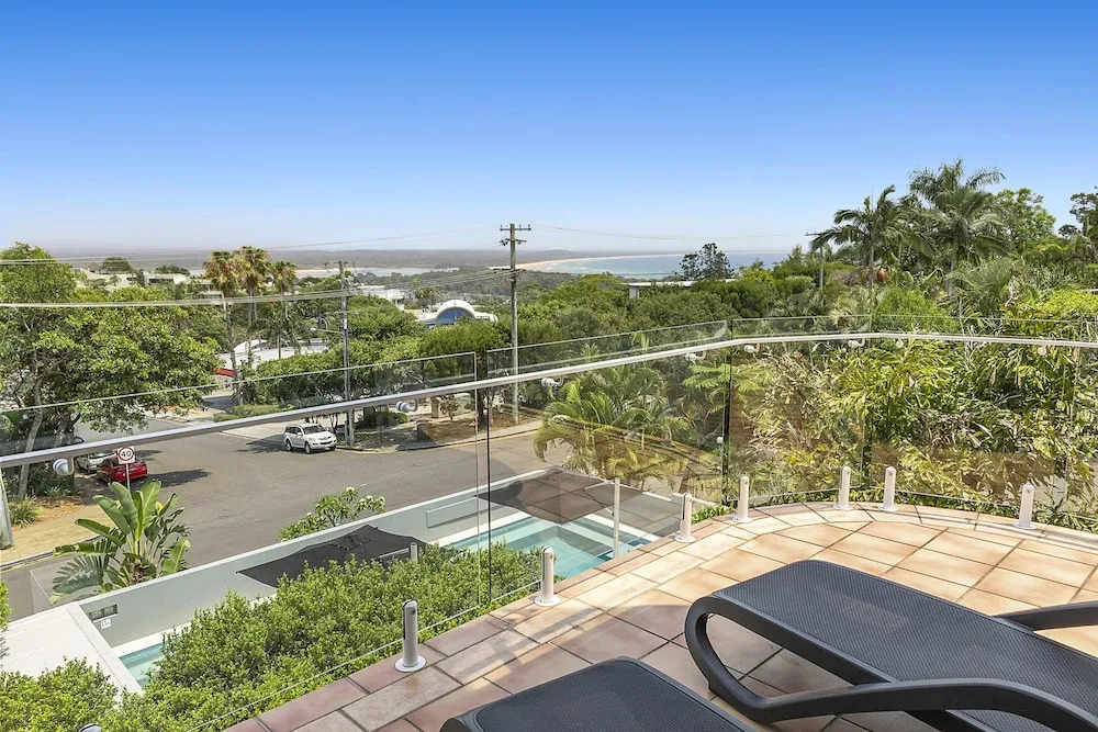 Stylish Apartment With Stunning Views - Unit 7 Taralla 16-18 Edgar Bennett Avenue Noosa Heads