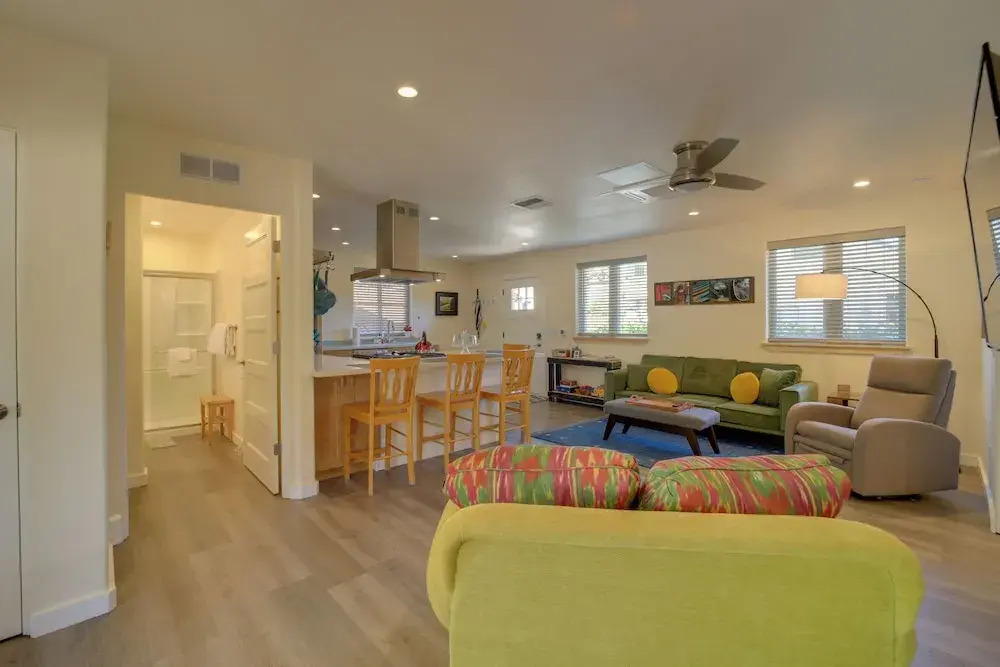 Old Town Cottonwood Cottage w/ Yard, Pets Welcome