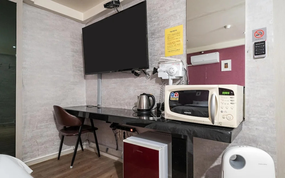 If Hotel