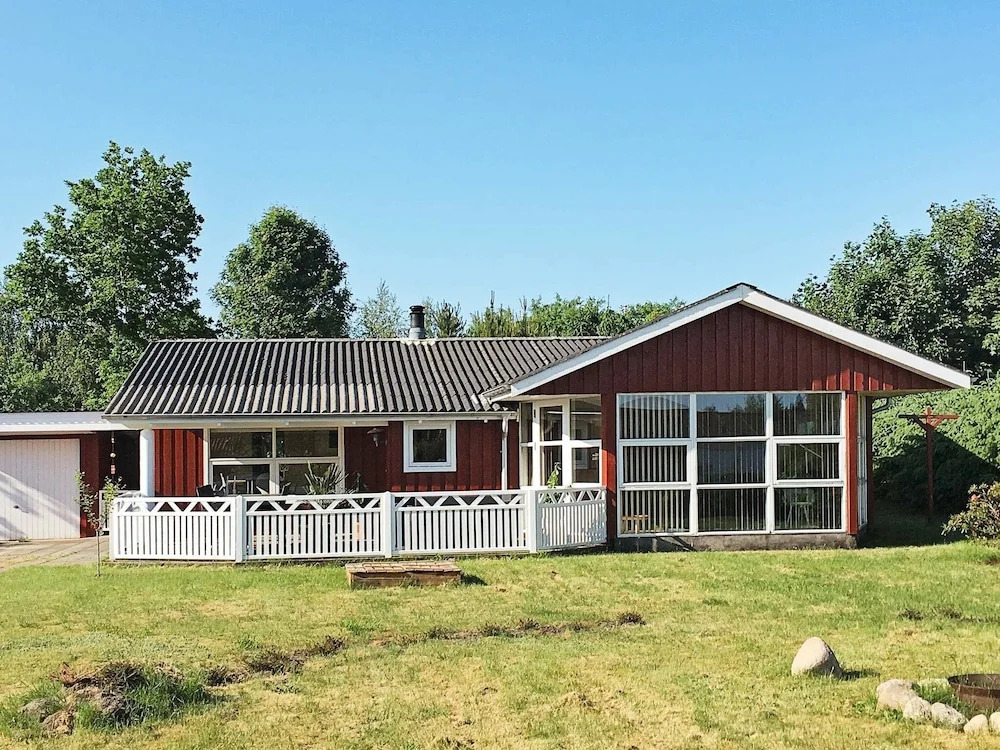 Luxurious Holiday Home in Hals With Terrace