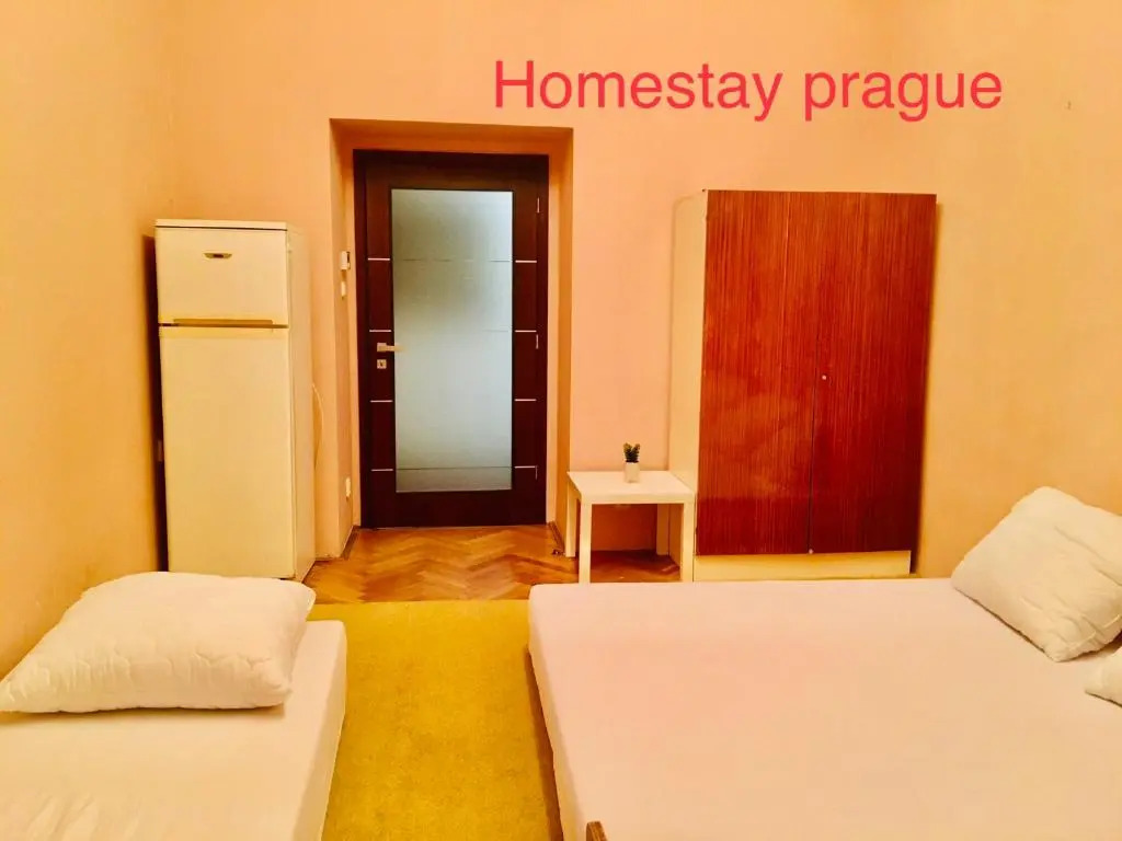 aparthotel in square Praha 2