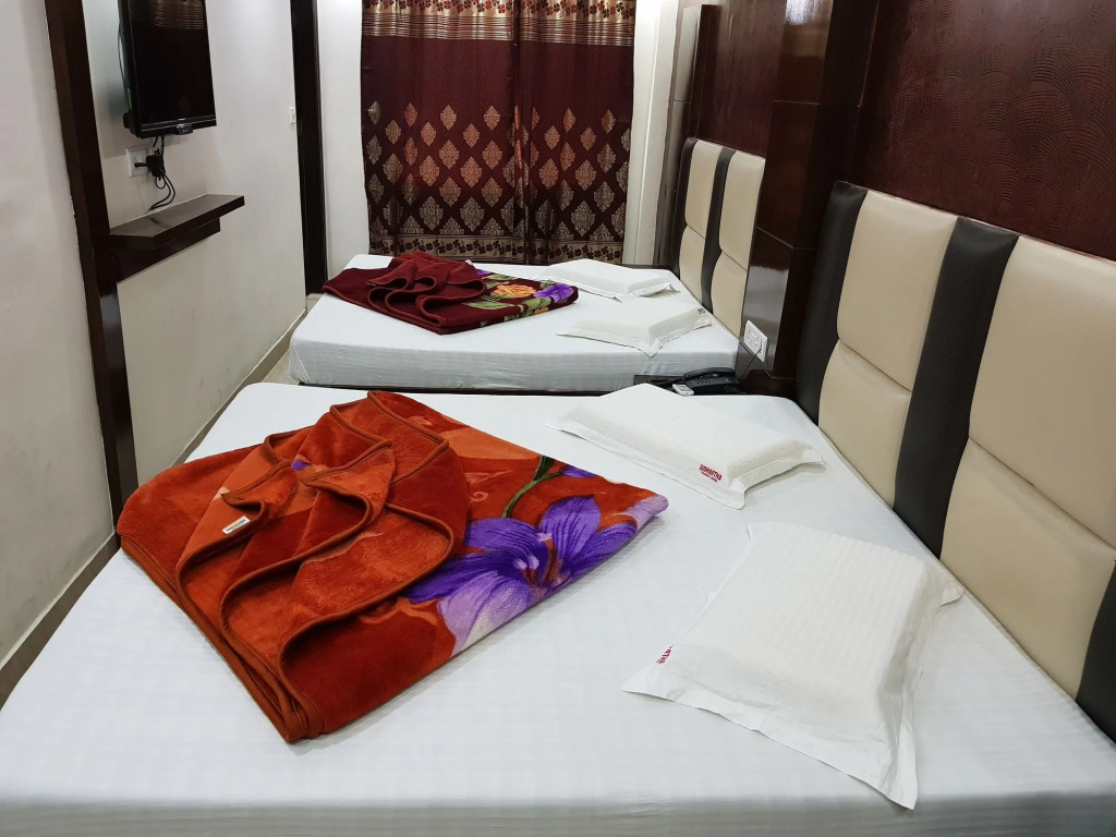 Hotel Amba Deluxe- Managed by Hotel Sidhartha