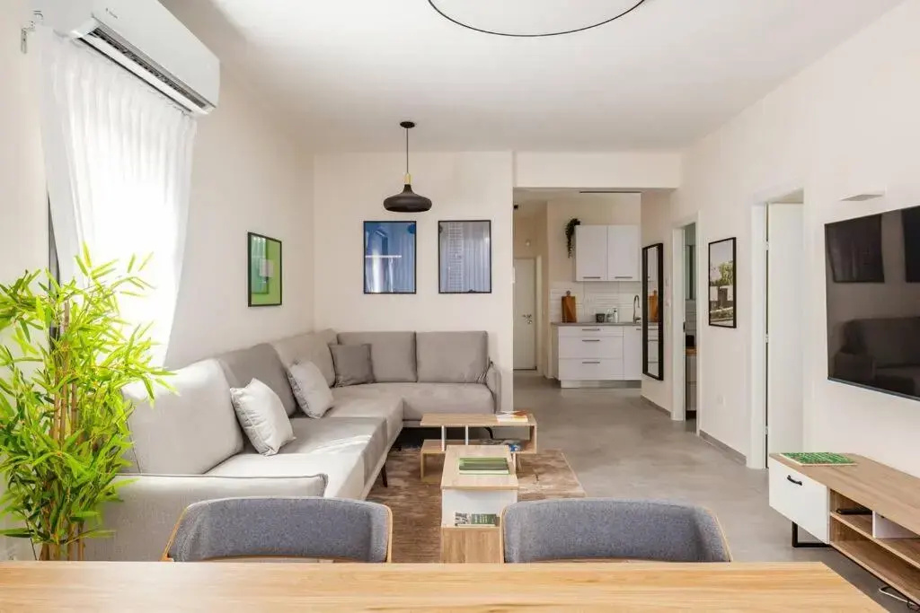 ✦Newly Renovated, Spacious 2BR✦ #BUGRASHOV_LIFE✦