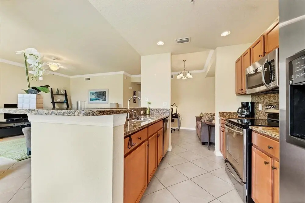 Golf Course Views 2 Bedroom Condo Located in River Strand Golf & Country Club 2 Condo by Redawning