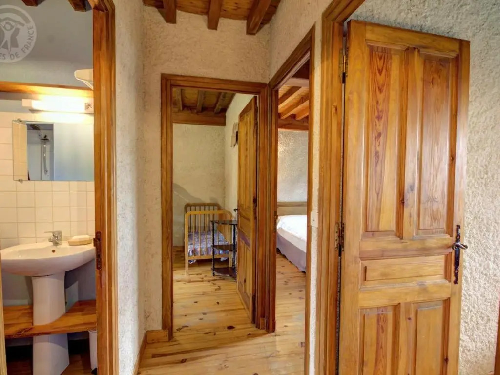 Gîte confortable pour 6 près des pistes, animaux admis - FR-1-496-138