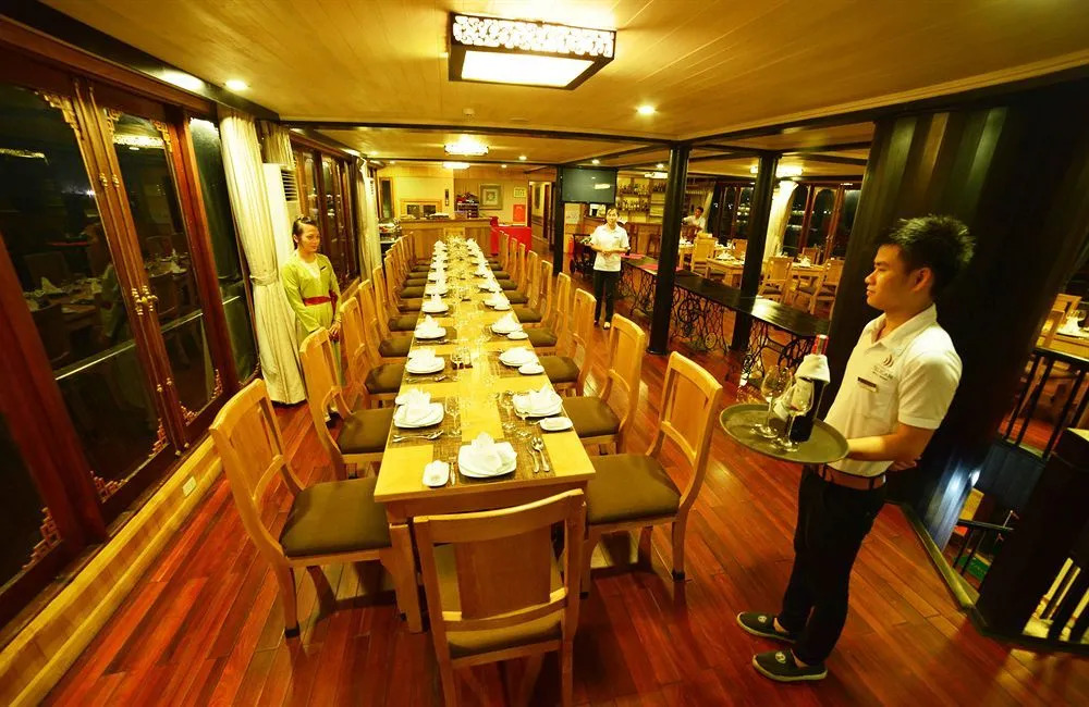Pelican Halong Cruise