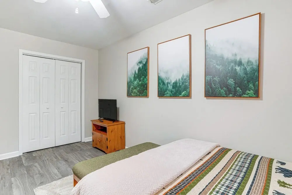 Mcgaheysville Home w/ Screened Porch & Gas Grill!
