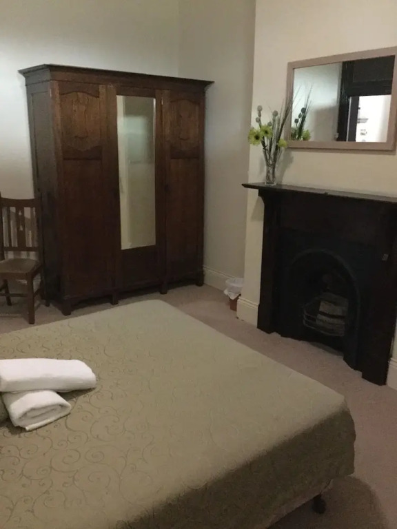 Neath Hotel