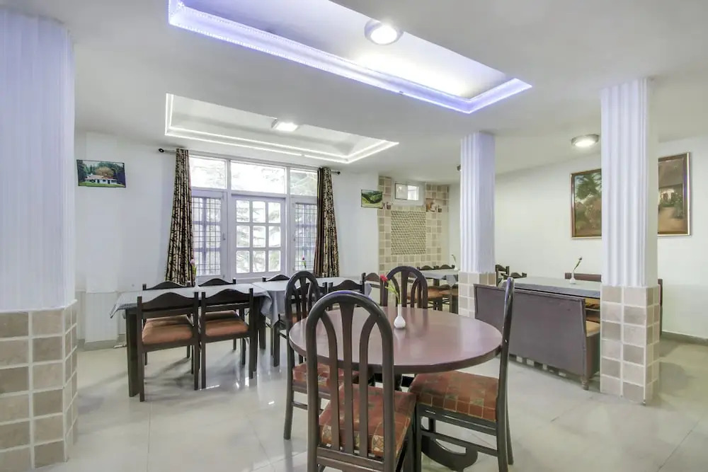 Capital O 11741 Hotel Nest