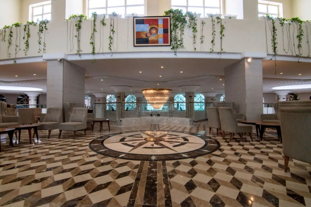 Курортный отель Riadh Palms Resort & Spa