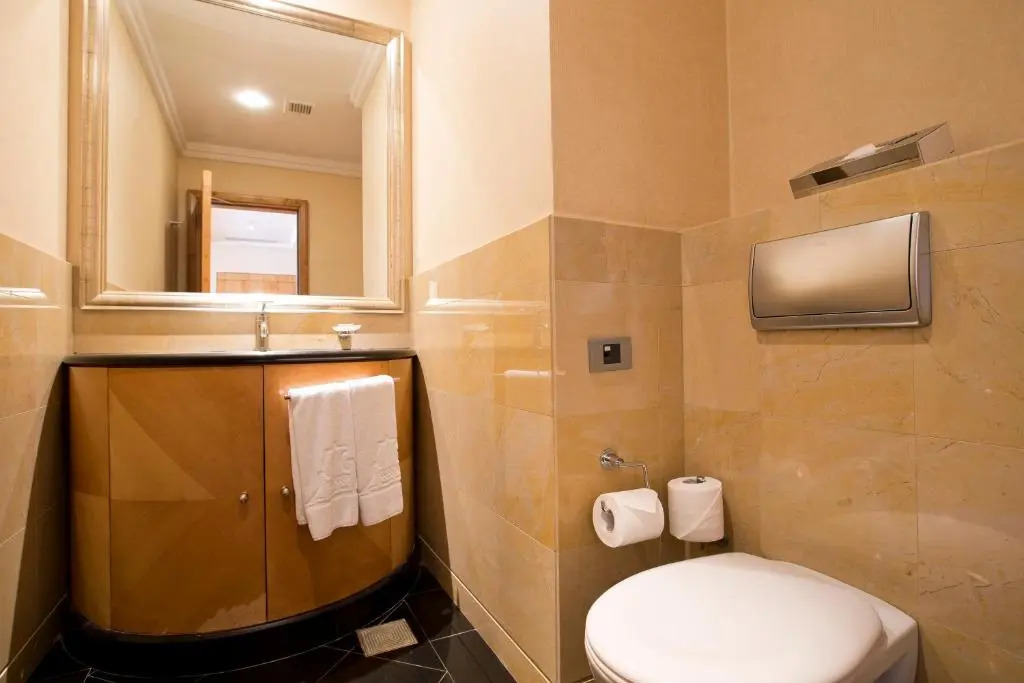 Phoenicia Residence