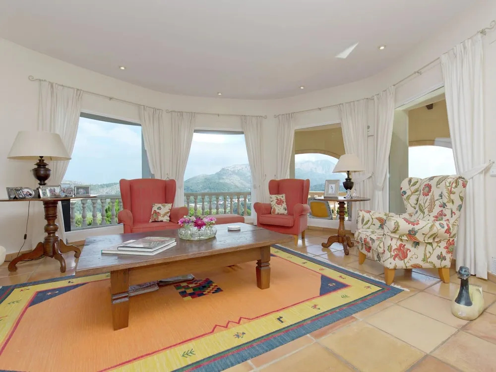 Villa with private swimming pool fantastic views of the golf complex of Denia