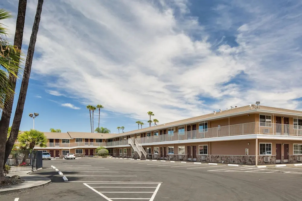 San Jose Airport Inn