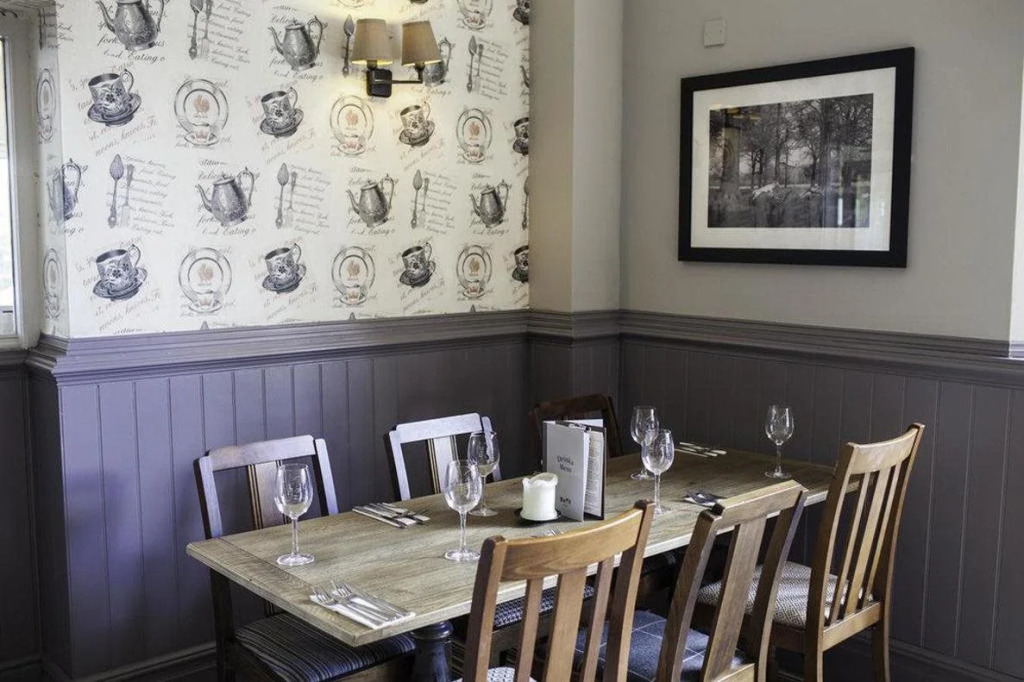 White Rabbit by Chef & Brewer Collection