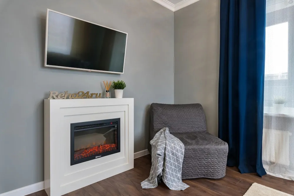 One Bedroom Luxury Apartment-Двухкомнатная квартира у метро Фрунзенская