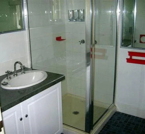 Gallery Motel