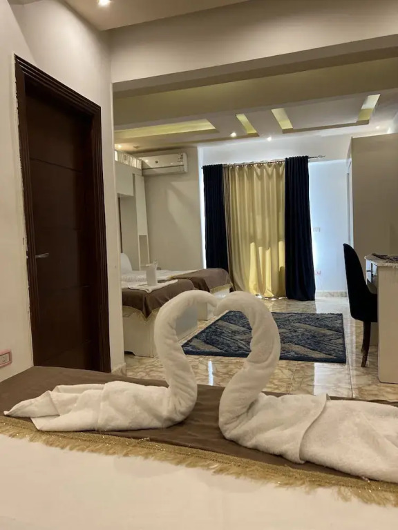 Pyramids Top Inn