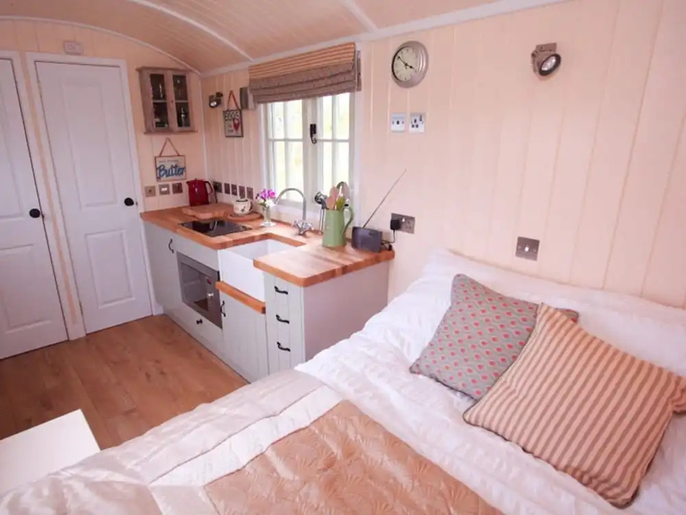 Abbey Farm Glamping & Cottage