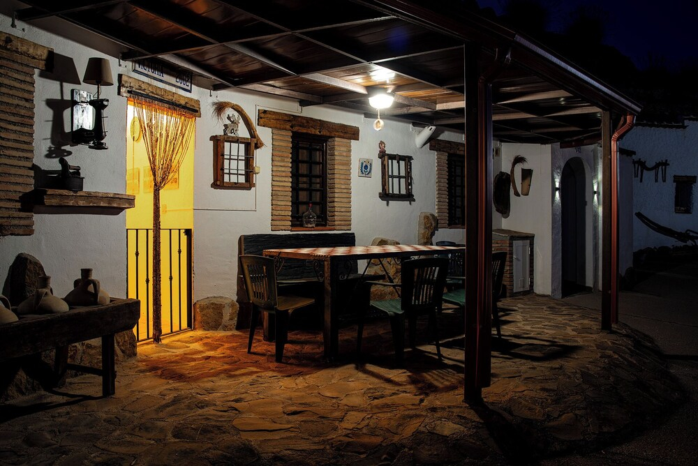 Cuevas Victoria