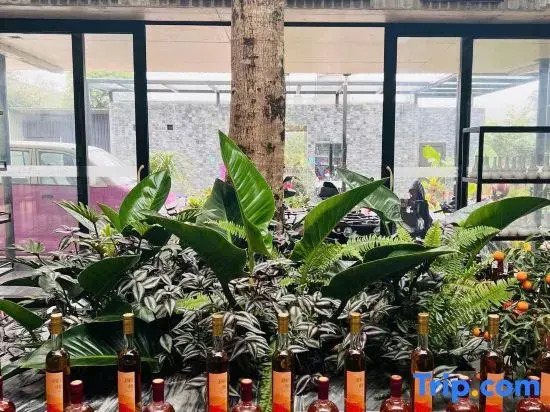 Vigolando Van Ho Resort