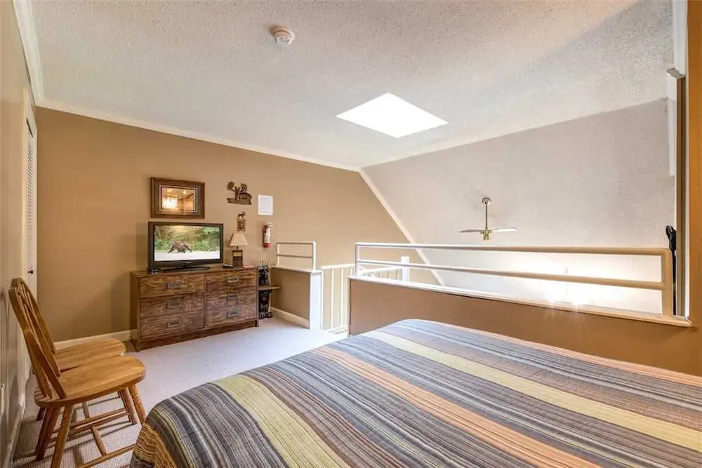 Overlook Nook, 3 Bedroom, Pool Access, Hot Tub, Mtn View, Sleeps 8