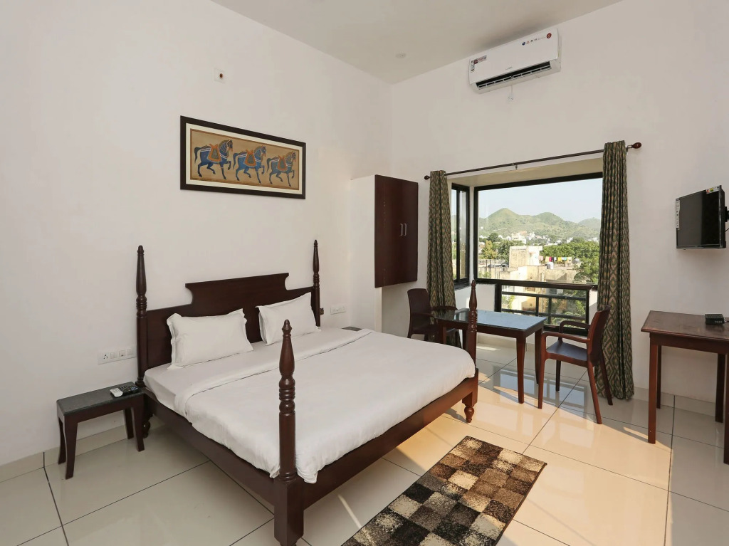 Gulmohar guest house