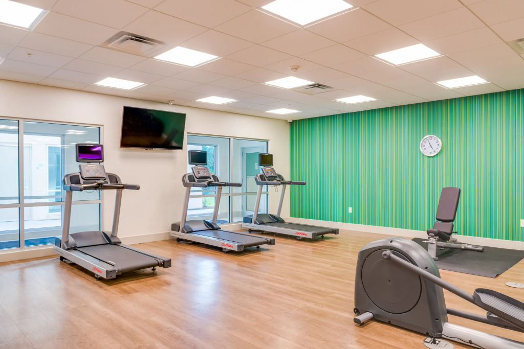 Holiday Inn Express & Suites Russellville by IHG