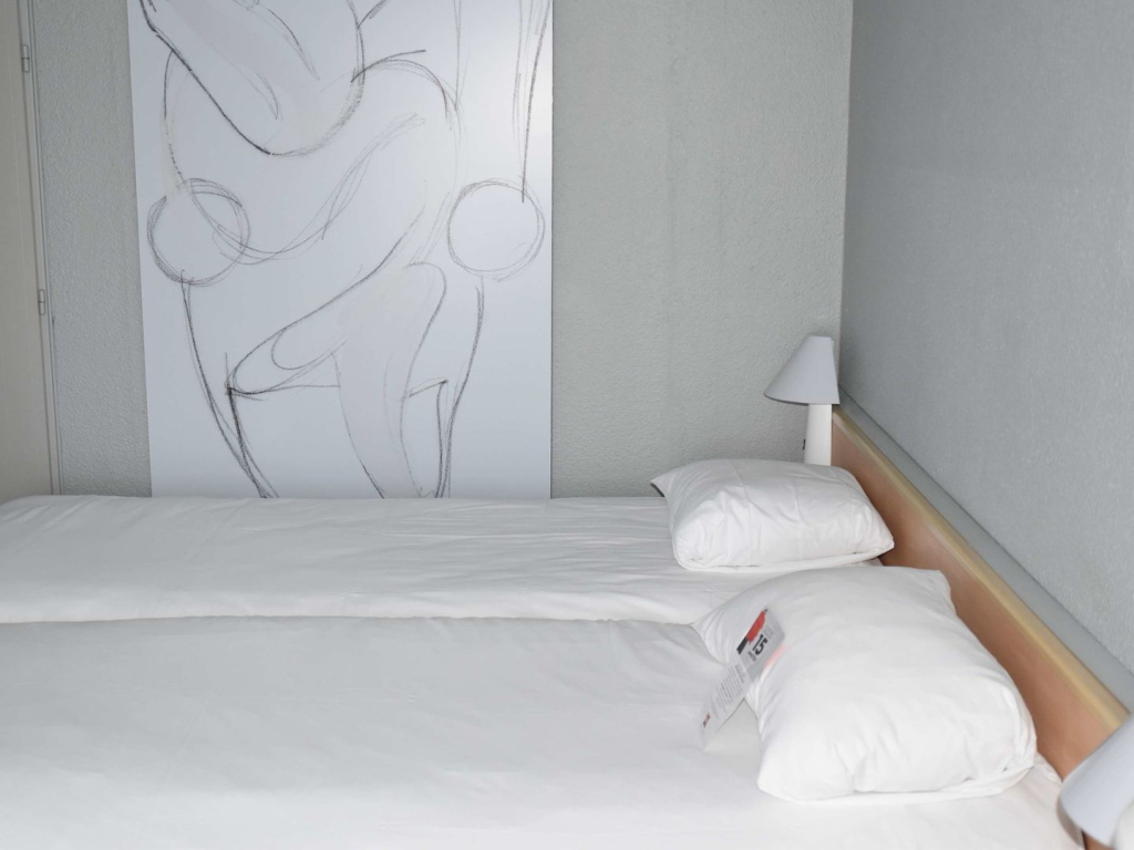 ibis Rochefort