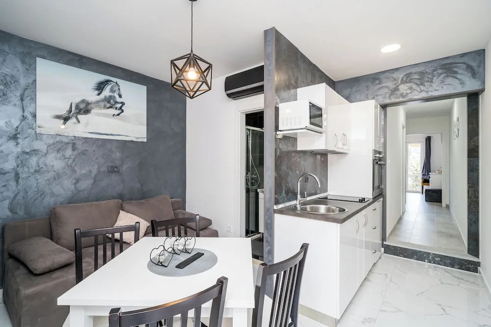Mata Family Apartments