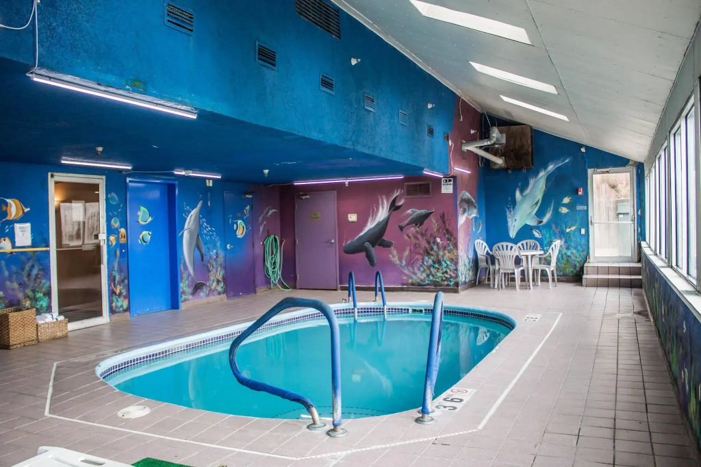 Econo Lodge Kent - Akron West