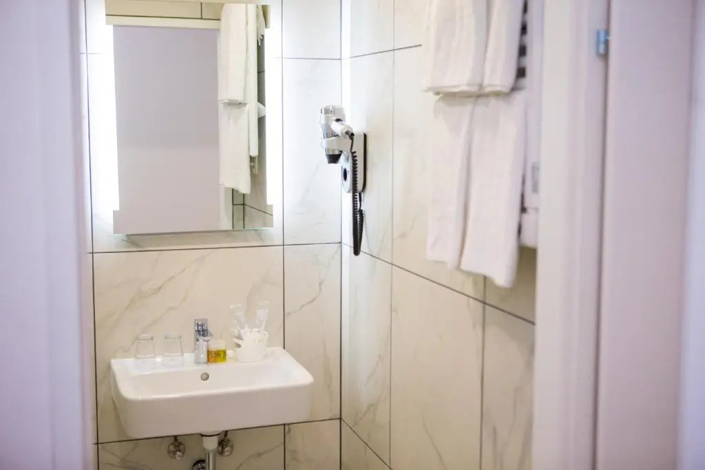 Private CENTRAL Vienna I Self Check In I AC in all rooms